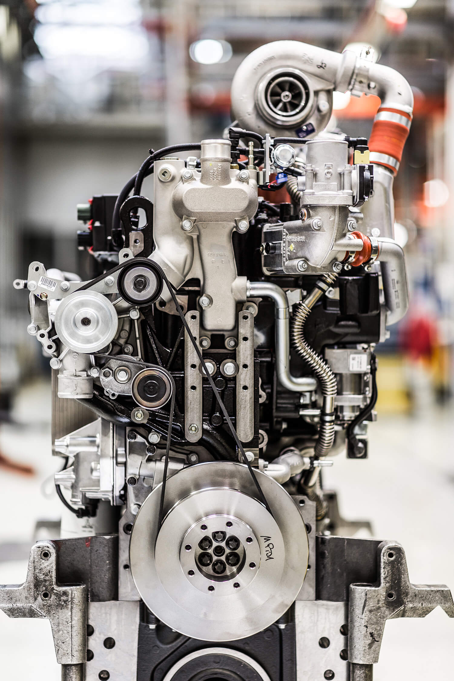 Deutz Geschäftsbericht 2015 / Standort Köln / Agentur: Kichhoff Consult Deutz Diesel engine